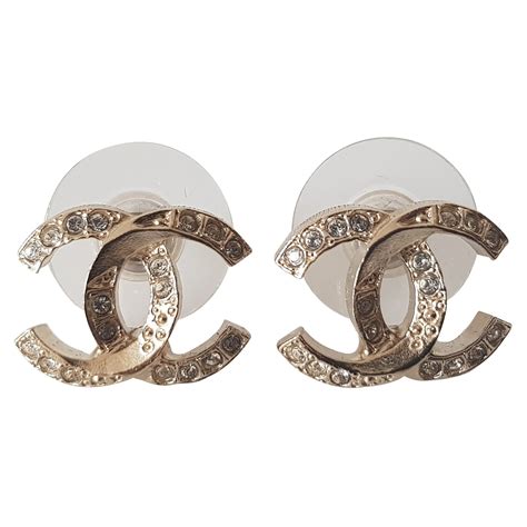 boucles de oreille chanel.